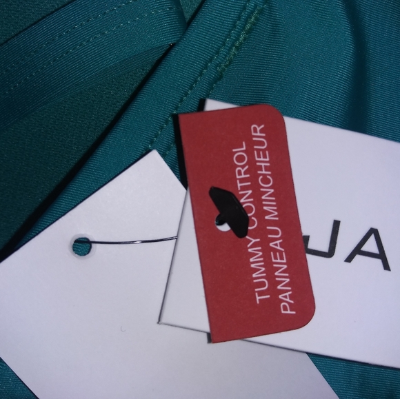 New with tags Jantzen size 10 women's swimsuit - Picture 2 of 3